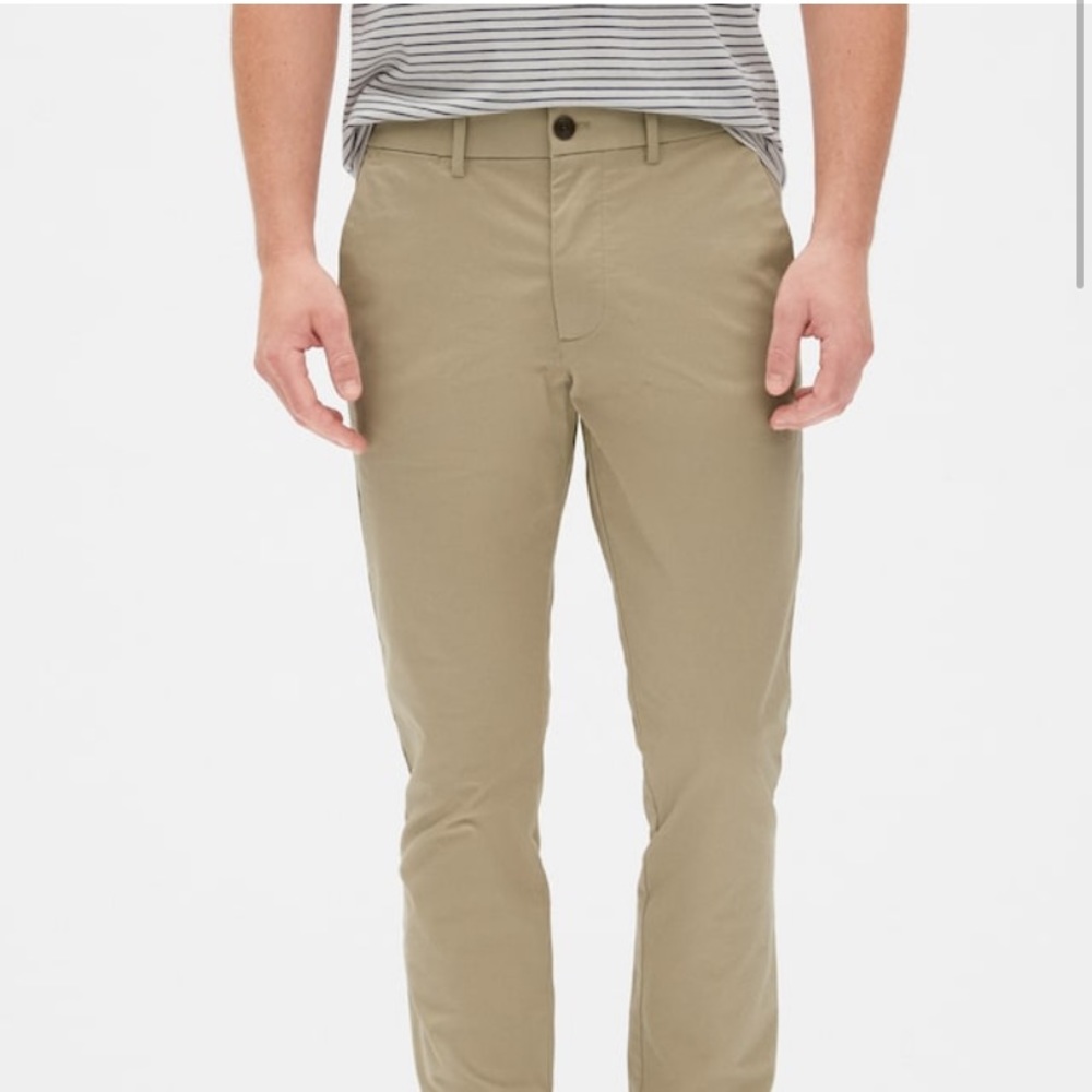 NWT men’s Gap Skinny khakis